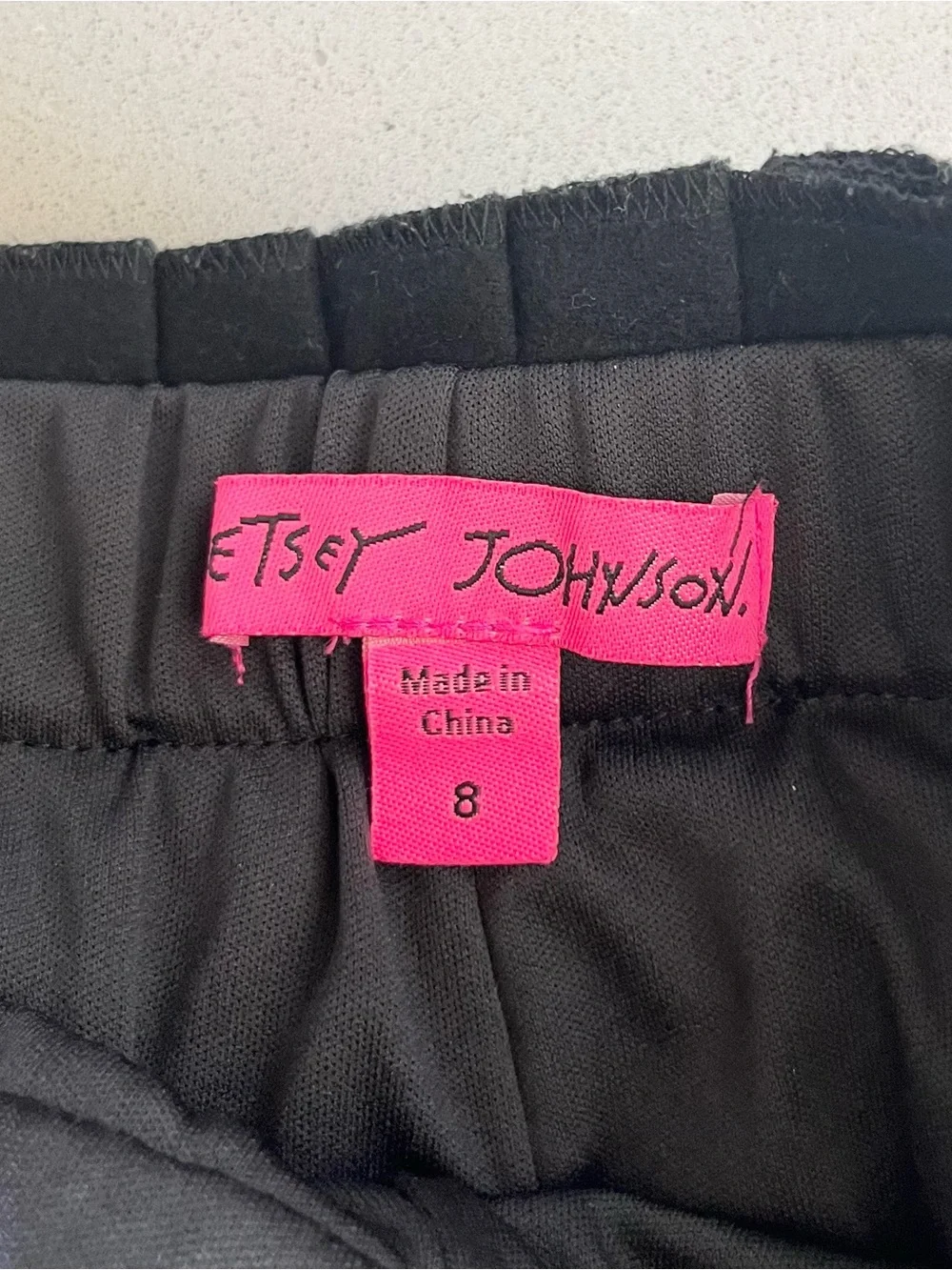 Betsey Johnson Faux Leather Pleated Mini Skirt Black Stretch Women’s Size 8 - Picture 6 of 9